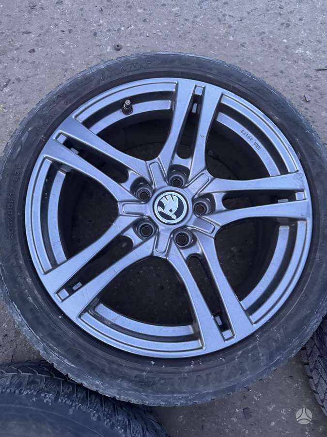 Skoda Octavia, light alloy, R17
