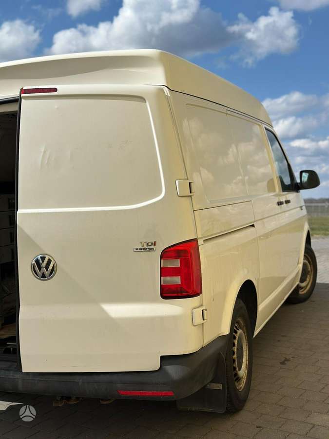 Volkswagen Transporter - 5