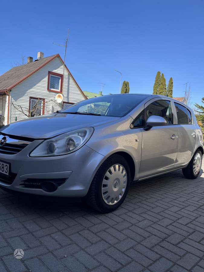 Opel Corsa, 1.0 l., Хэтчбек
