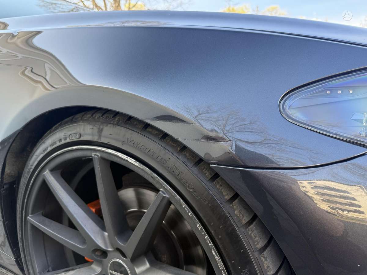 BMW 520, 2.0 l., Седан