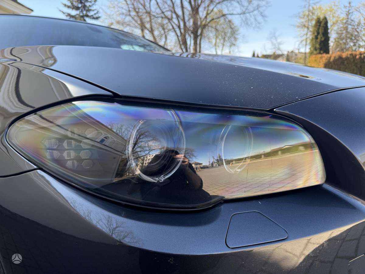 BMW 520, 2.0 l., Седан