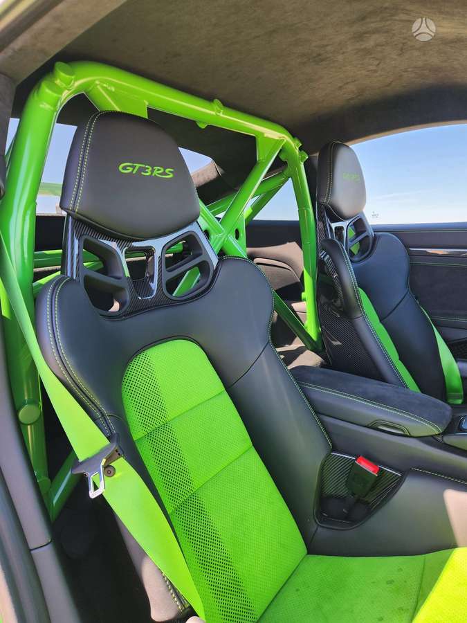 Porsche 911 - 8