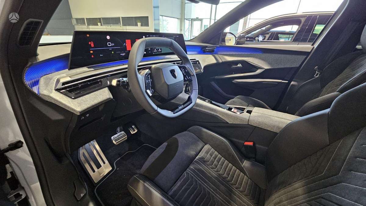 Peugeot 5008 - 8