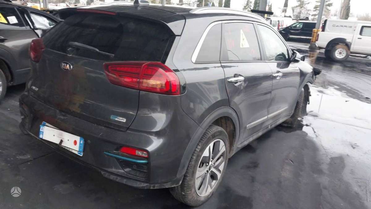 Kia Niro по частям