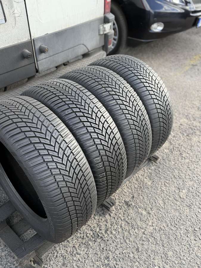 Bridgestone WEATHERCONTROL A005, universalios 225/60 R18