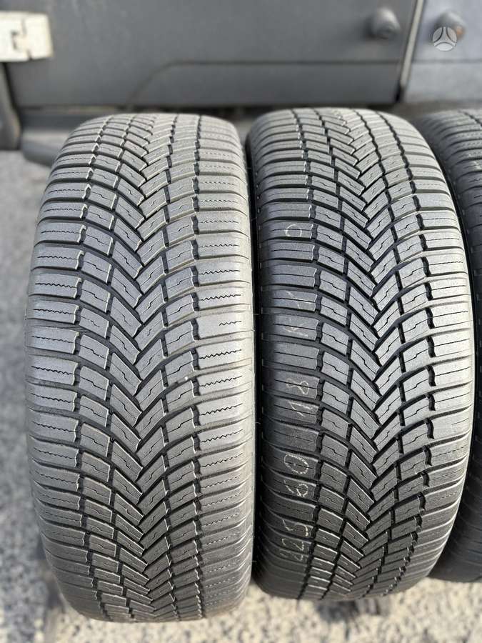 Bridgestone WEATHERCONTROL A005, всесезонные 225/60 R18