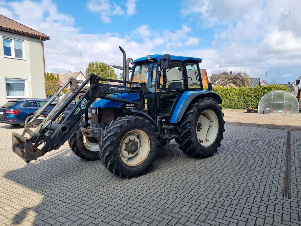 New Holland TS110, tractors