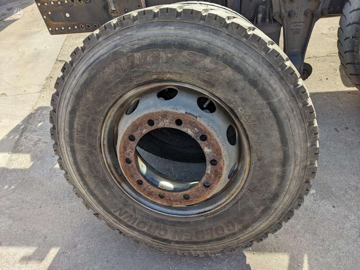 -Kita-, universalios 315/80 R22,5