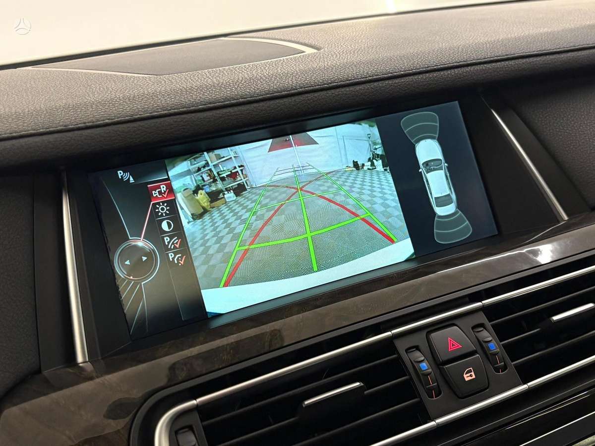 BMW 740, 3.0 l., Седан
