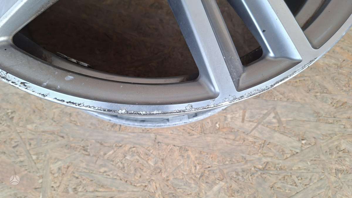 BMW 2 serija, 7848602, Cen30772
