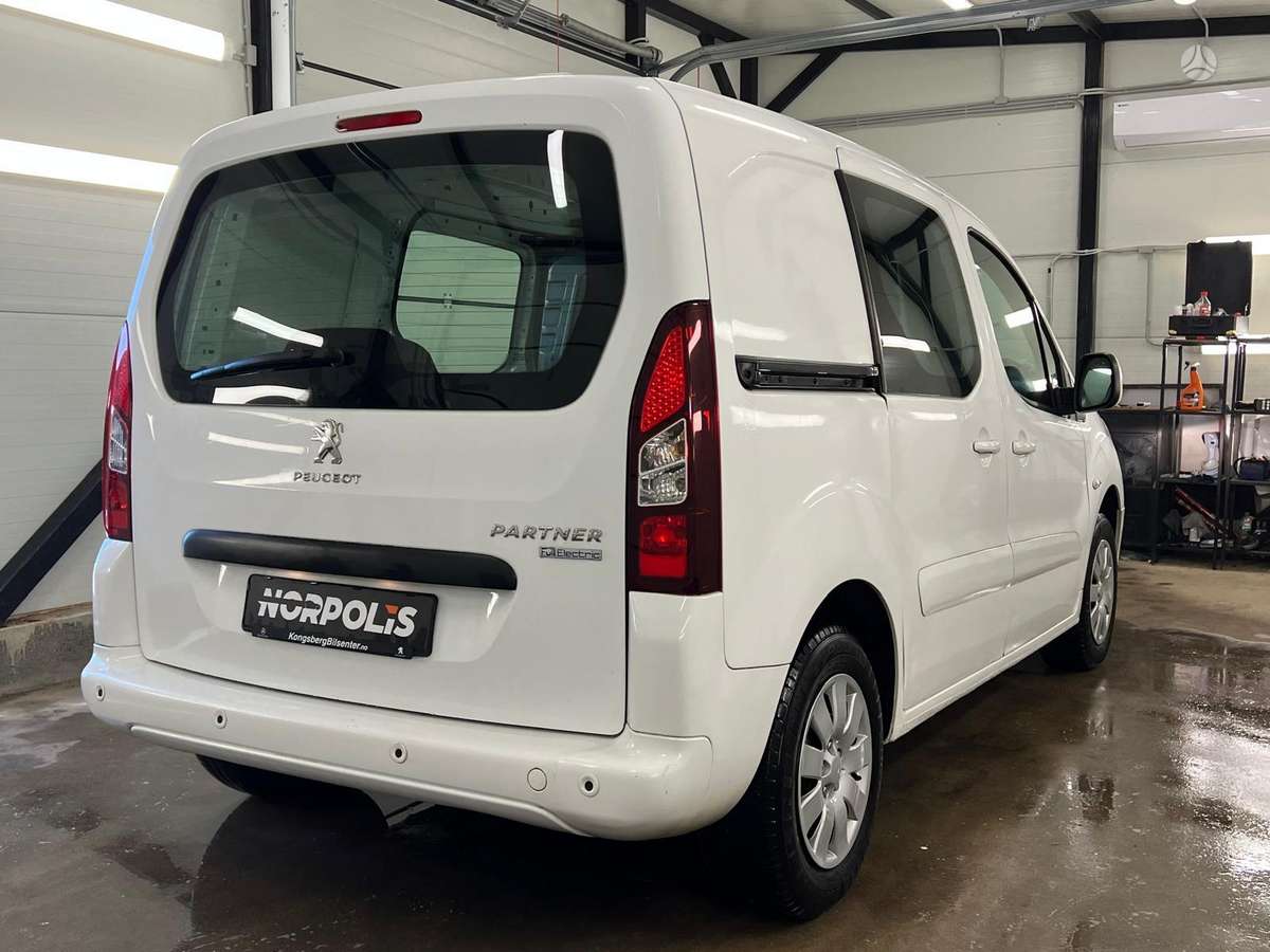 Peugeot Partner, Коммерческий