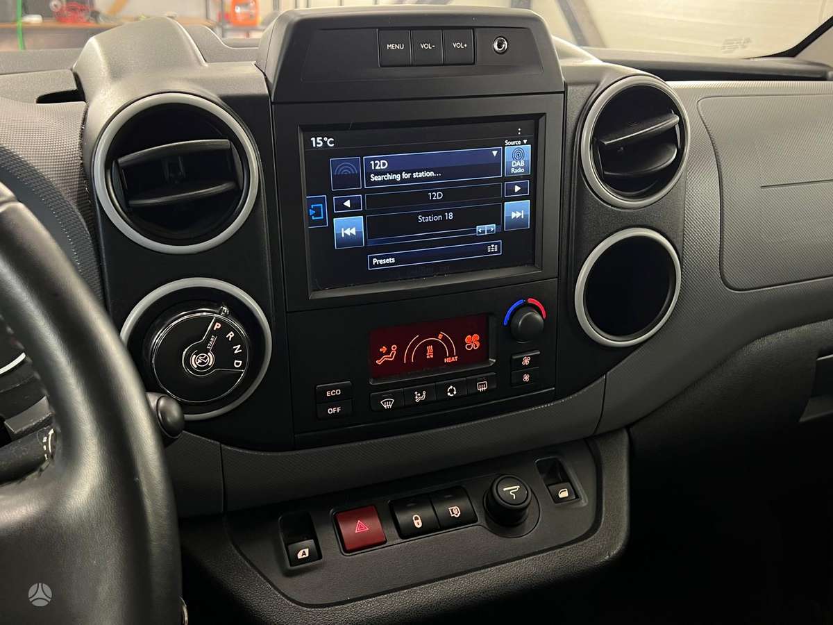 Peugeot Partner, Коммерческий