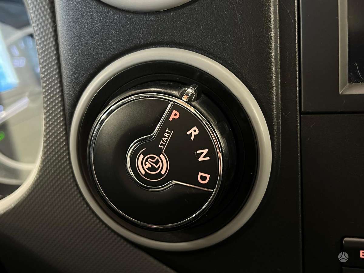 Peugeot Partner, Коммерческий