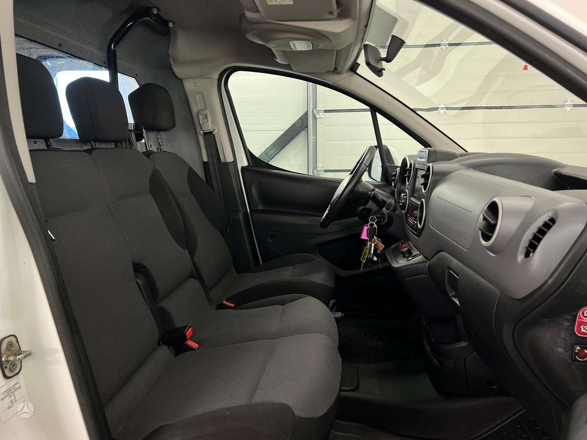 Peugeot Partner, Коммерческий