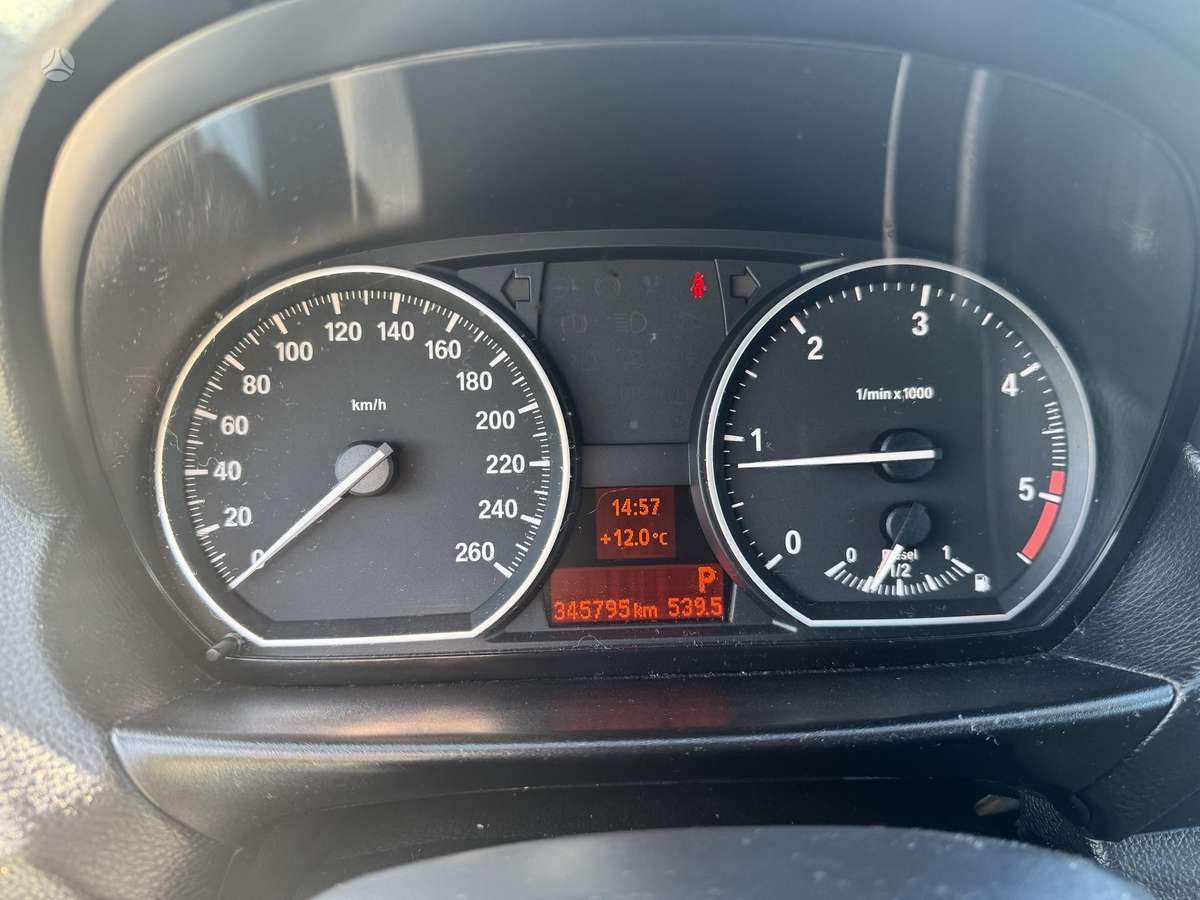 BMW 120, 2.0 l., hatchback