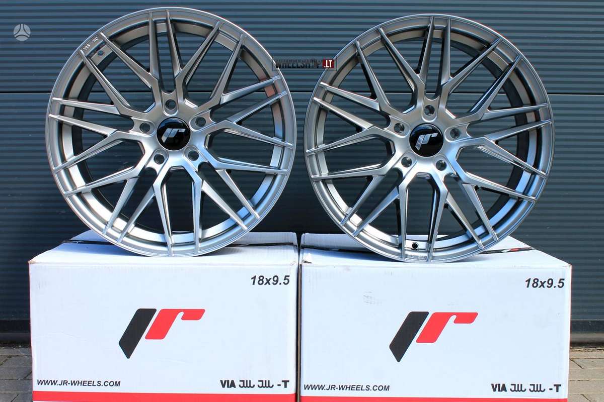 Japan Racing JR28 Hyper Black, light alloy, R22