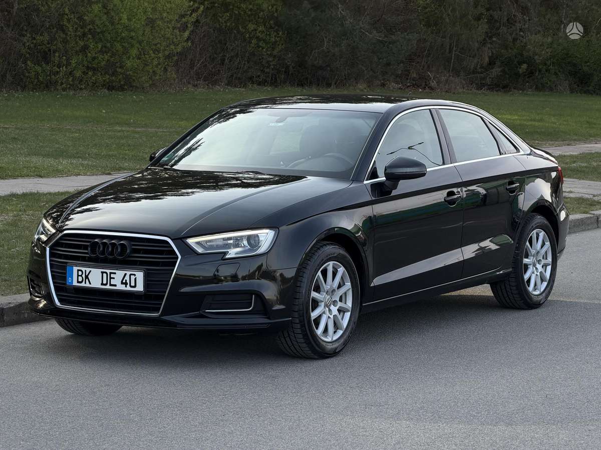 Audi A3, 1.0 l., Седан