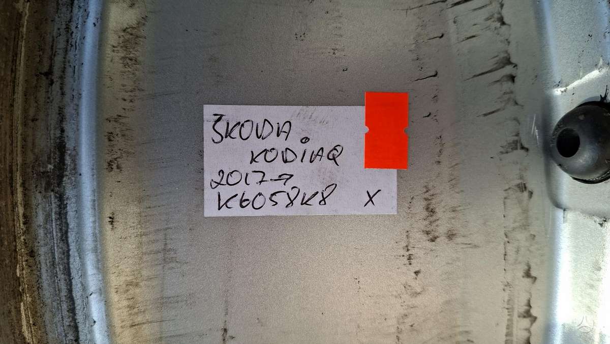 Skoda Kodiaq, 663601025E, Cen30794