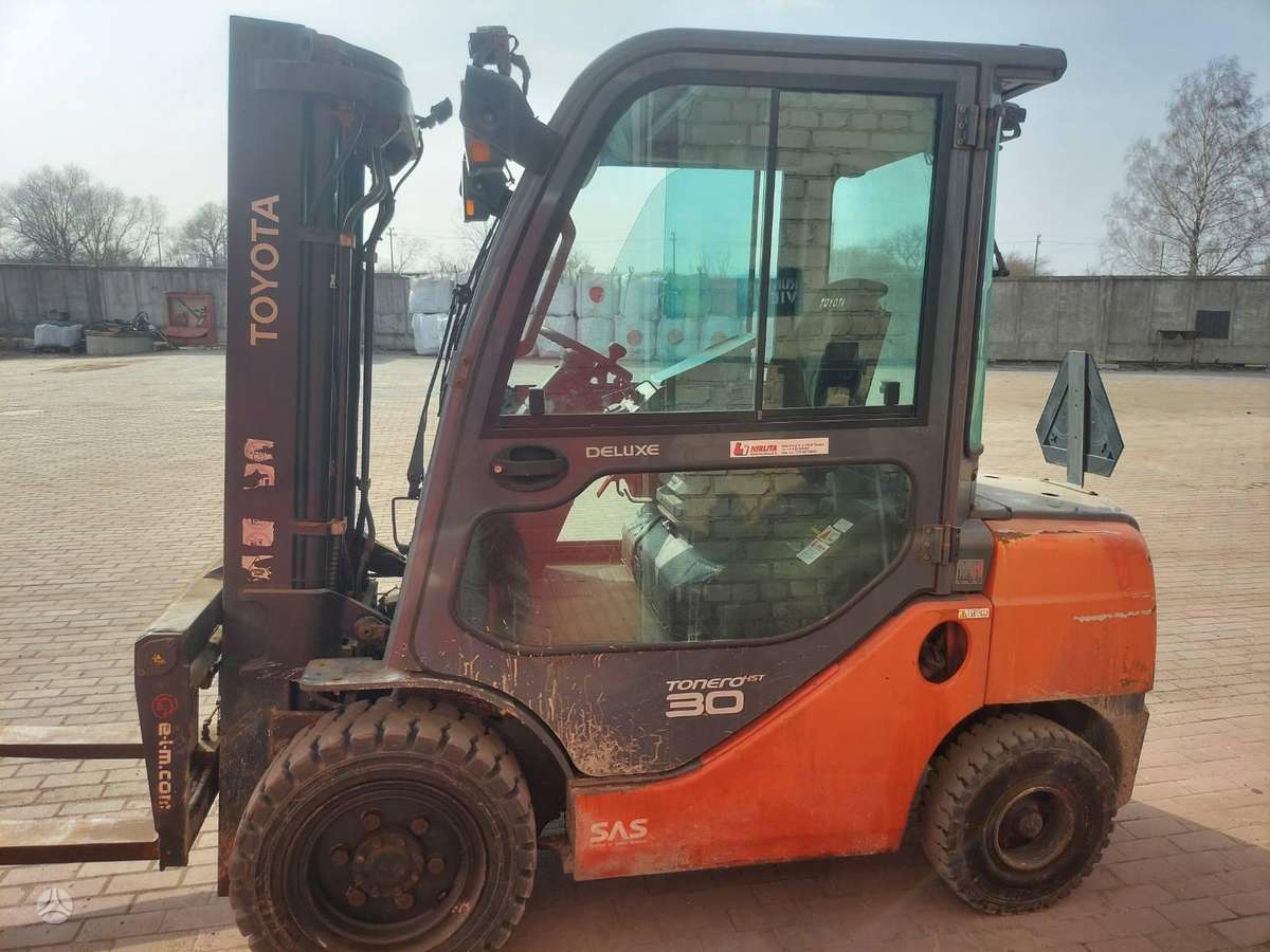 Toyota 06-8FD30F, вилочные погрузчики