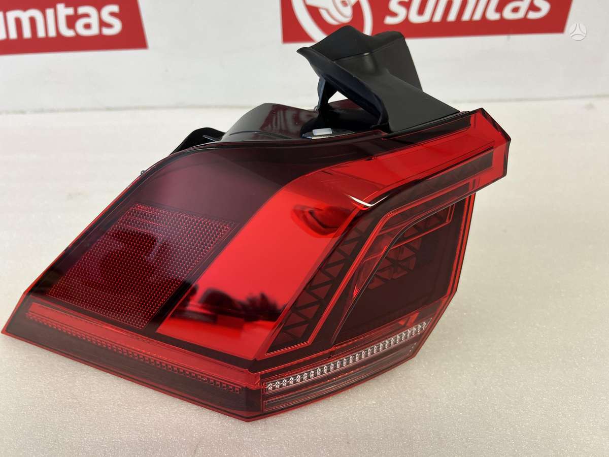 Volkswagen Tiguan, 5NA945207F, lights