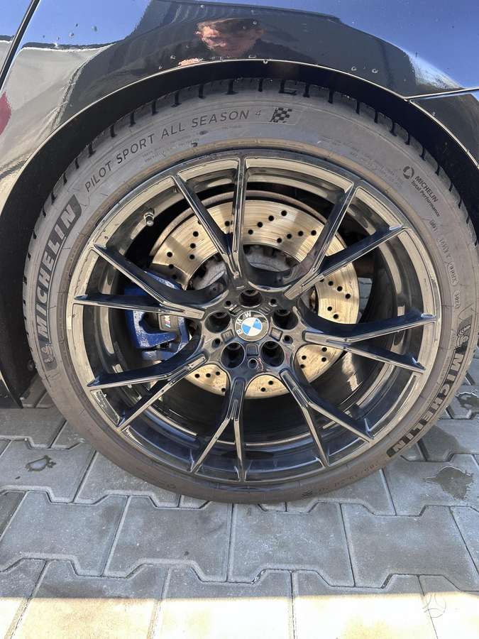 BMW M5, 4.4 l., Седан