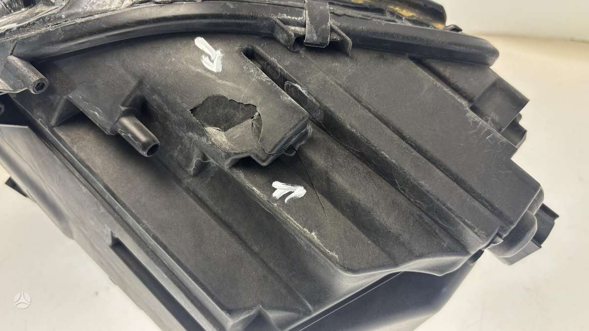 Audi A4, 8W0941033D, Cen29601