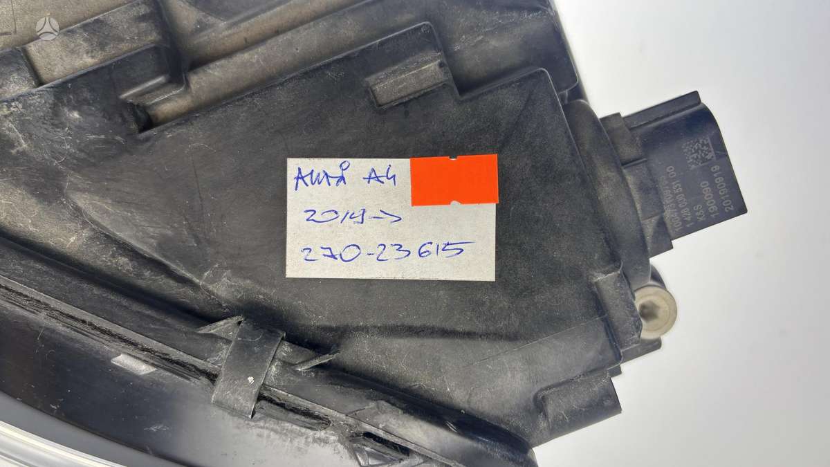 Audi A4, 8W0941033D, Cen29601