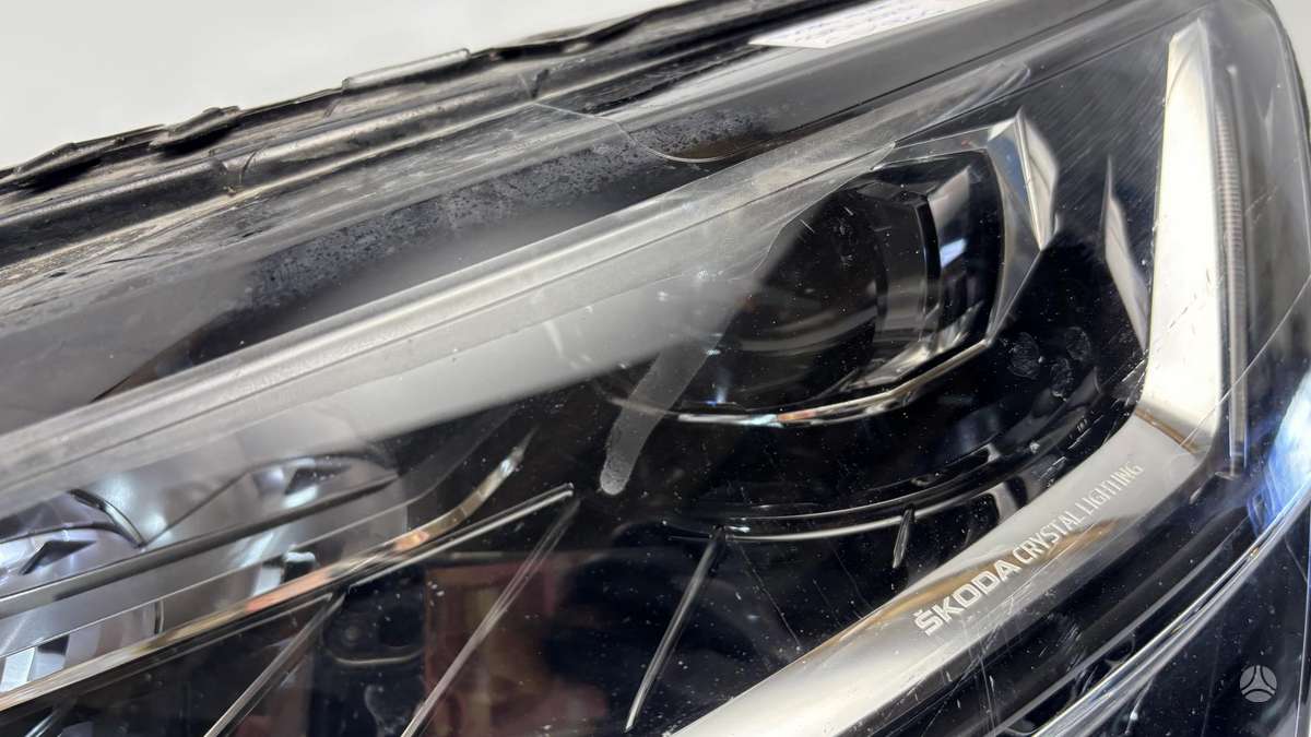 Skoda Superb, 3V1941015E, Cen29652