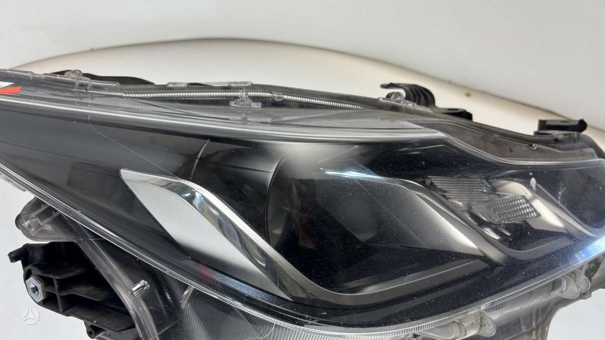 Toyota Corolla, 8111002T30, Cen29655