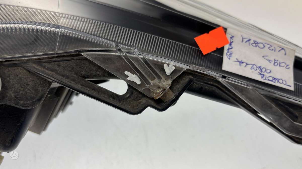 Toyota Corolla, 8111002T30, Cen29655
