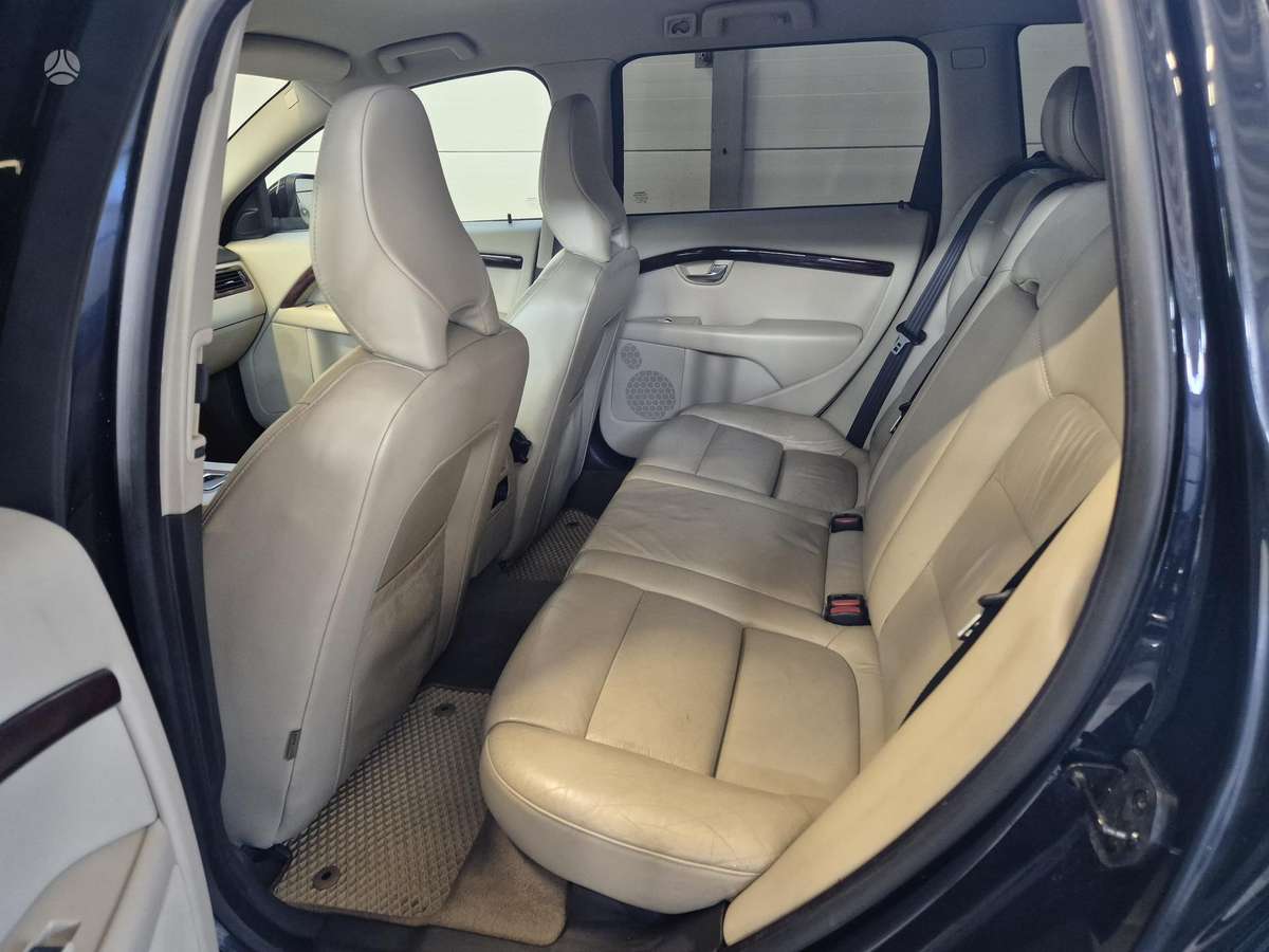 Volvo V70, 2.4 l., wagon