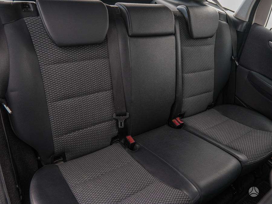 Mercedes-Benz B200, 2.0 l., mpv / minivan
