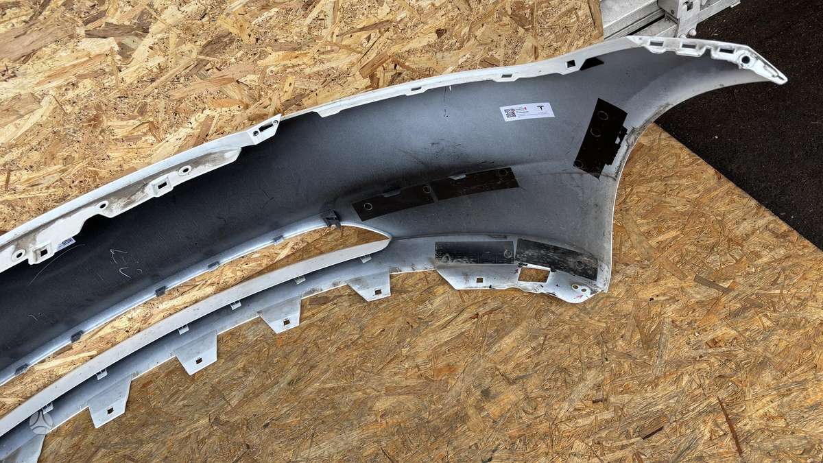 Tesla Model 3, 178156533A, Cen30754