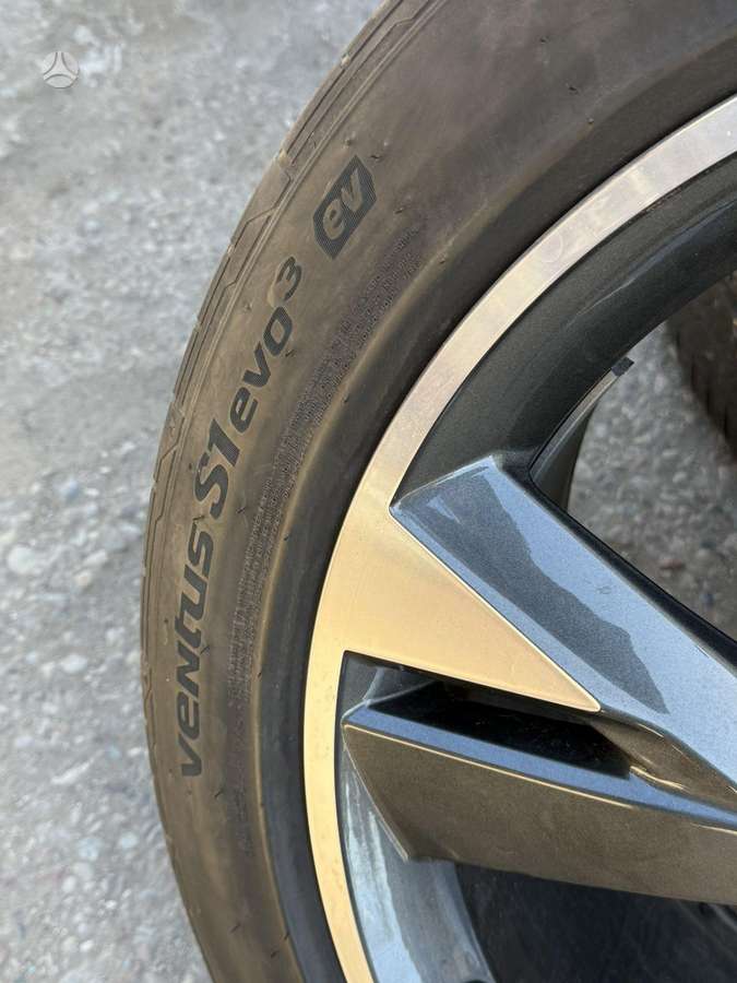 Audi, light alloy, R20