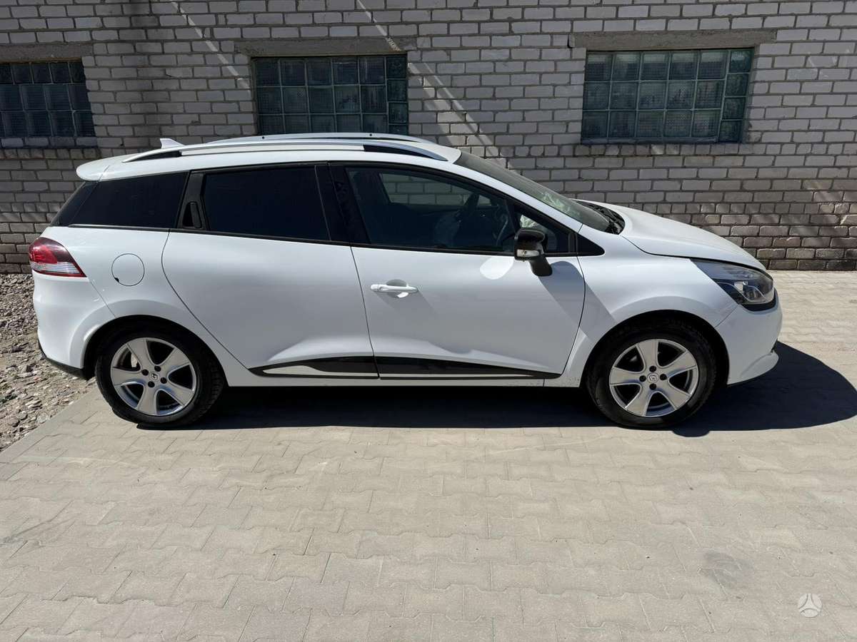 Renault Clio по частям. Spalvos kodas dv369