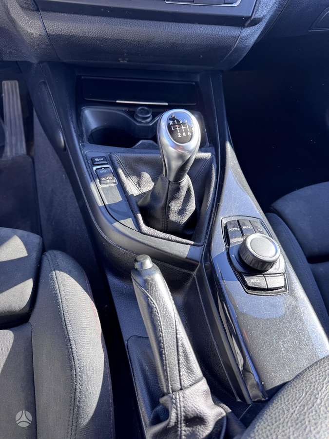 BMW 118, 2.0 l., hatchback