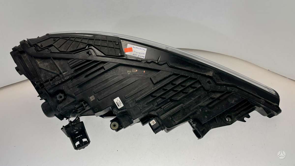 Audi Q8, 4M8941039, Cen30497