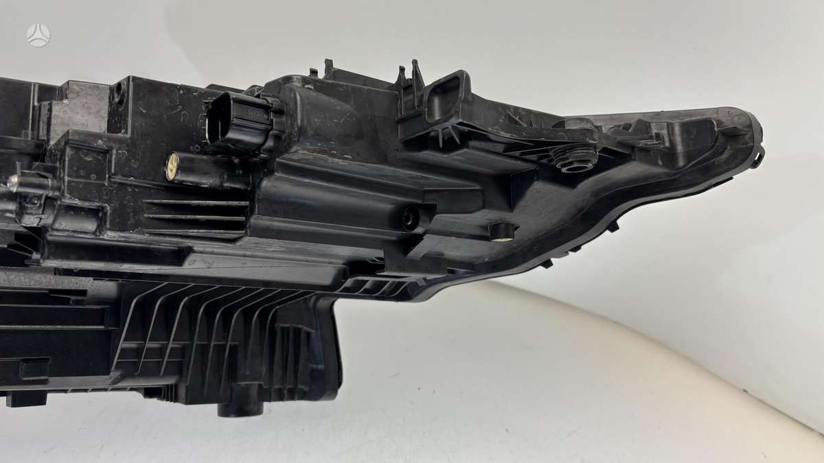 Audi Q8, 4M8941039, Cen30497