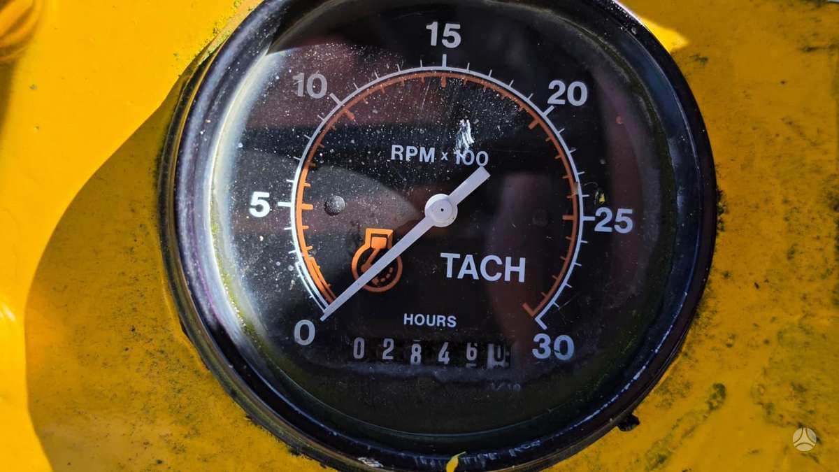 Dynapac CA121, vibrator / compactor
