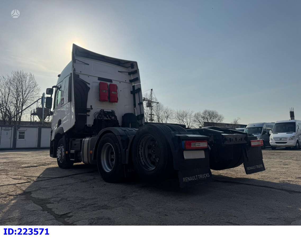 Renault T460 6x2 Euro6, double sleeper