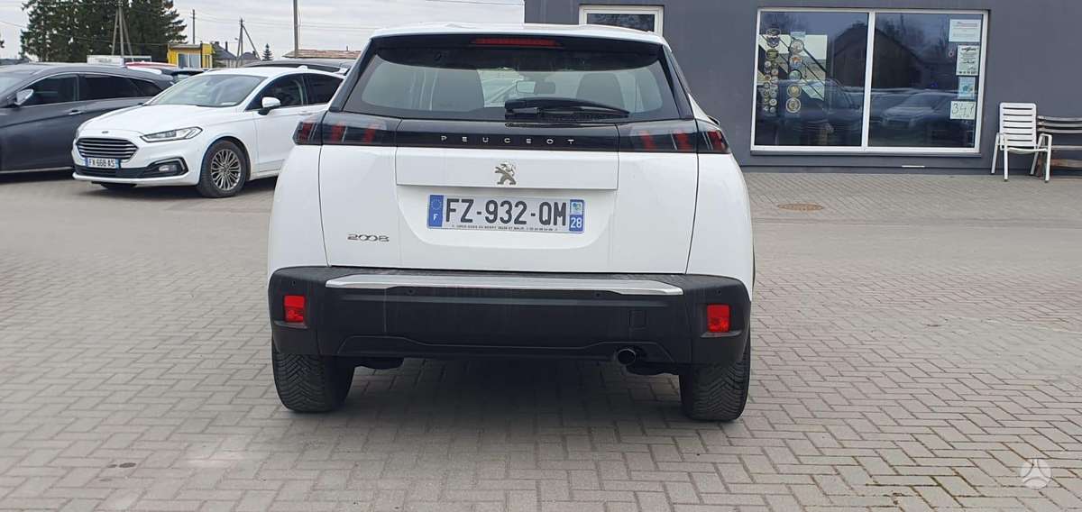 Peugeot 2008 - 7