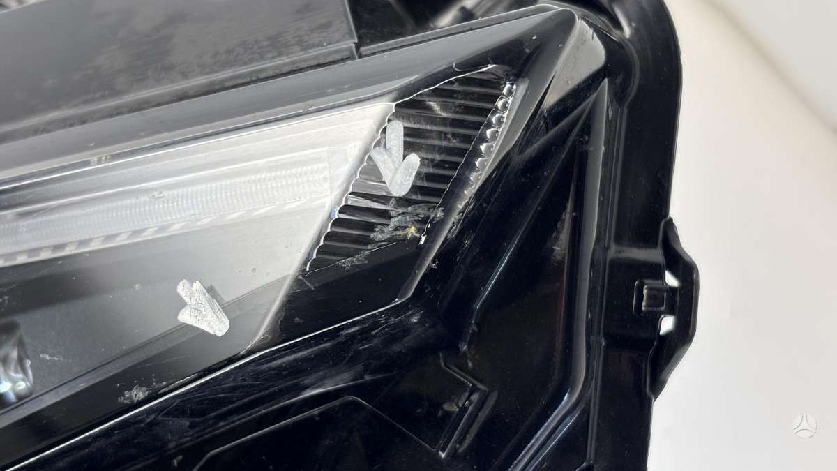 Toyota C-HR, 81110F4510, Cen30639