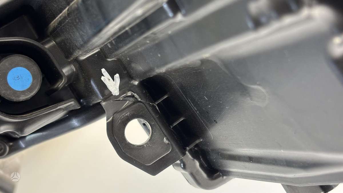 Toyota C-HR, 81110F4510, Cen30639