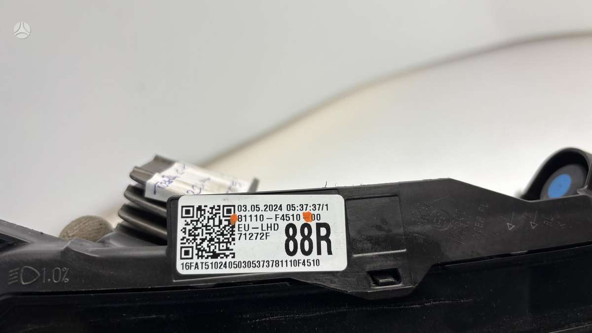 Toyota C-HR, 81110F4510, Cen30639