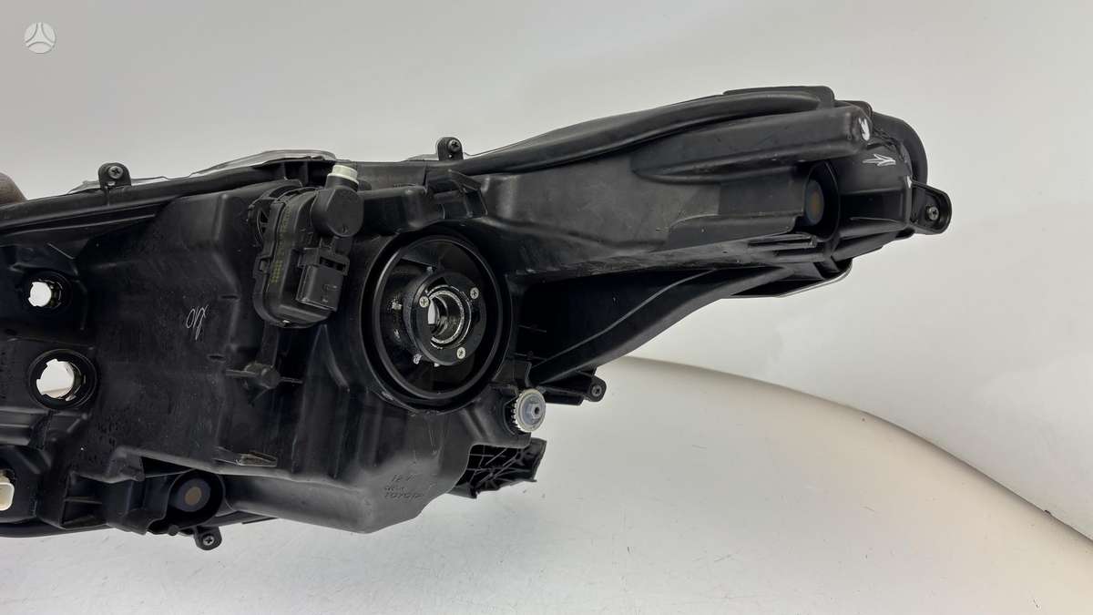 Toyota Yaris Cen30643