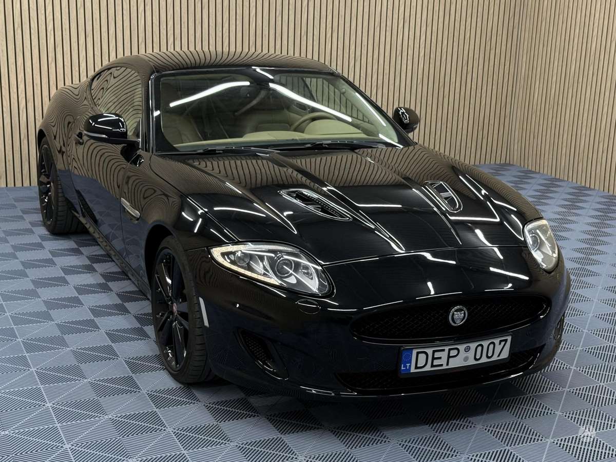 Jaguar XK, 5.0 l., coupe