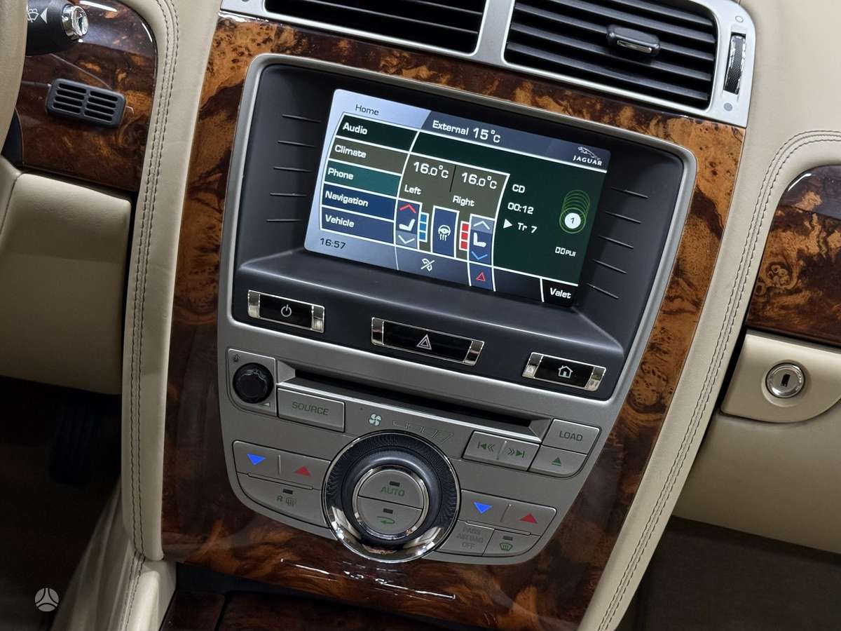 Jaguar XK, 5.0 l., coupe