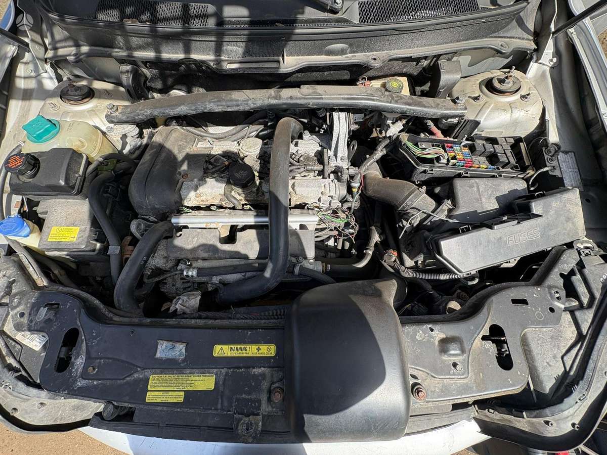 Volvo XC90 for parts