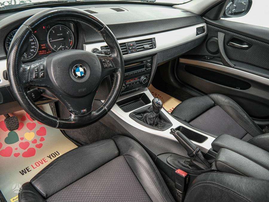 BMW 320, 2.0 l., Универсал