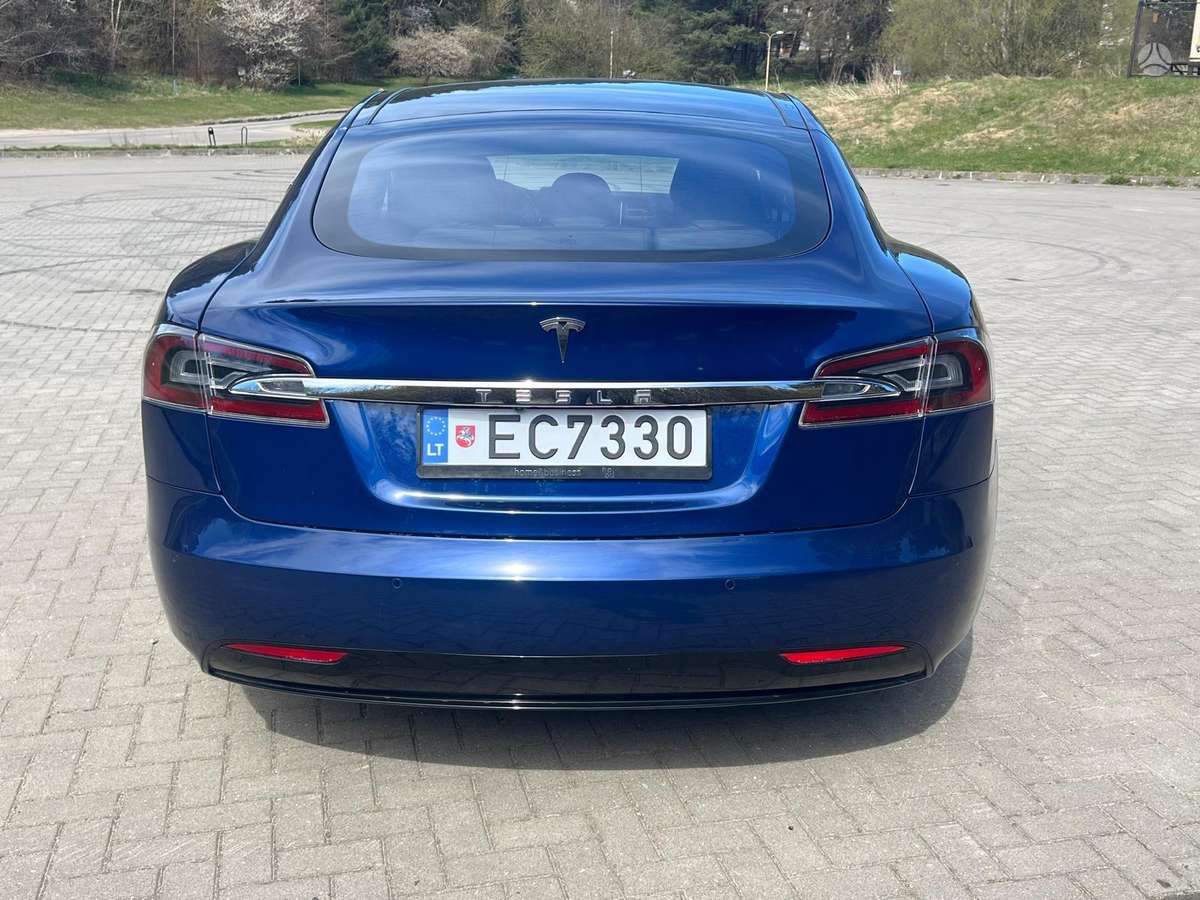 Tesla Model S, 75 kWh, hatchback